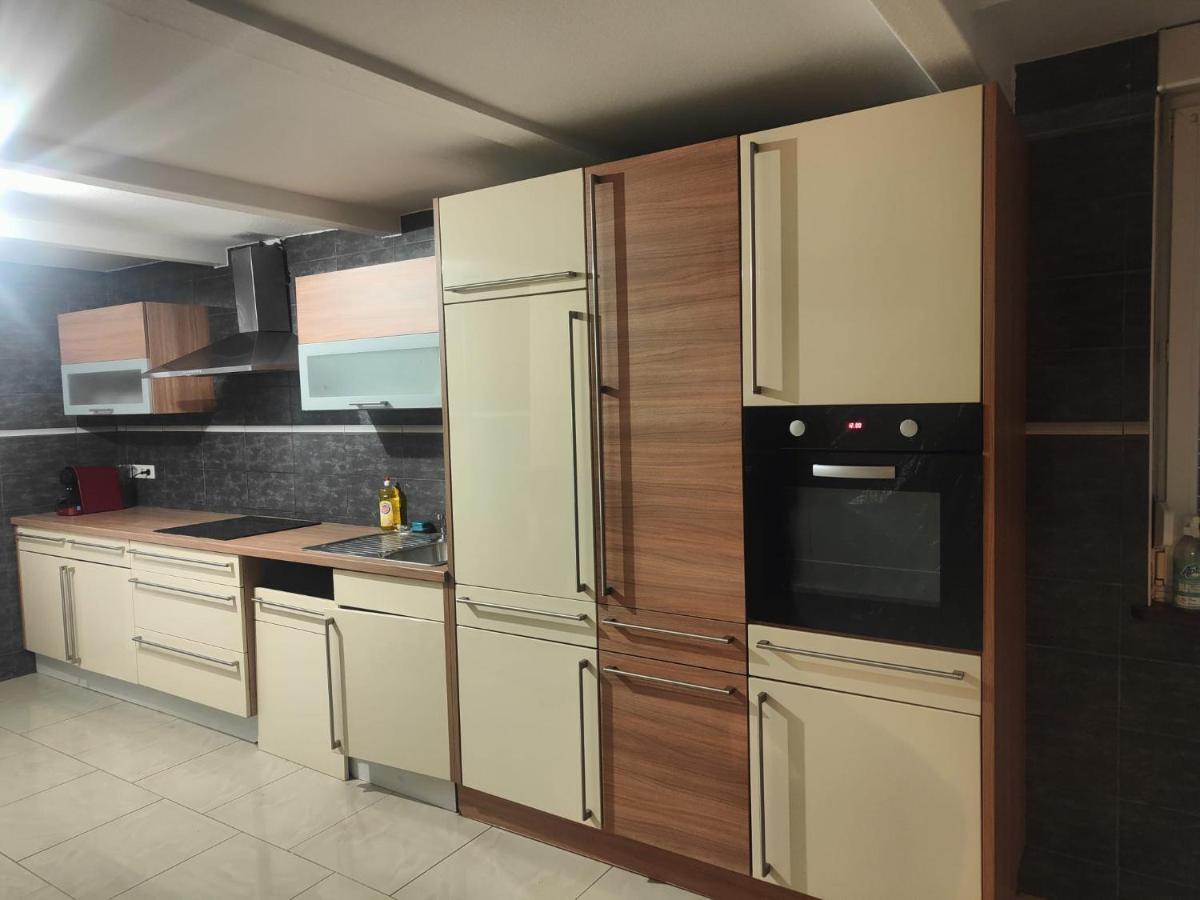 Suite 2 Lits Auberge Du Manala Hotel 24 24 Proche Basel Saint-Louis  Bagian luar foto